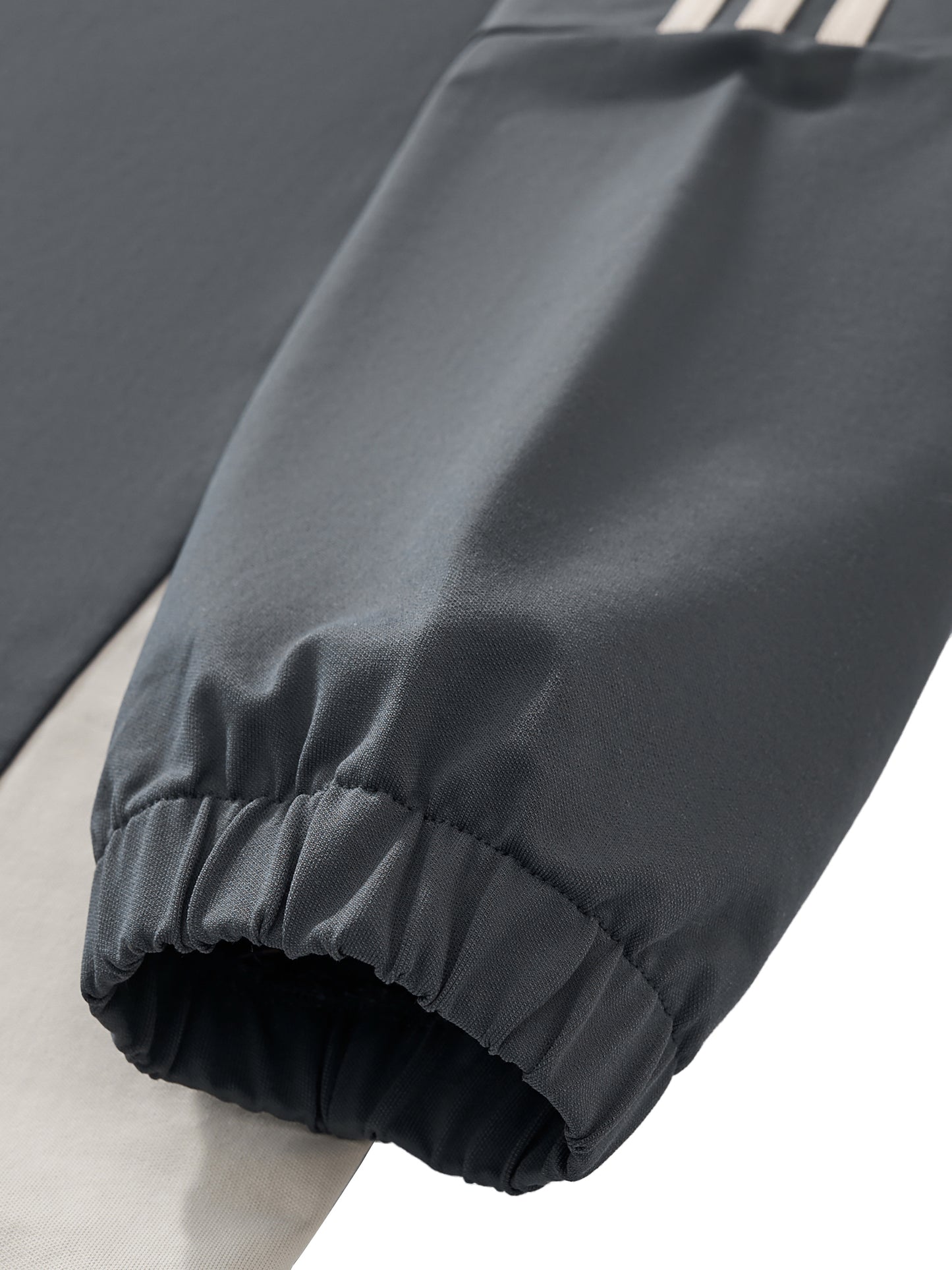 EverythingsFine Color-Block V-Neck Long-Sleeve T-Shirt